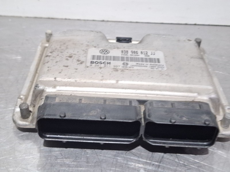 Recambio de centralita motor para seat leon 1.6 referencia OEM IAM 038906012JJ / 0281011997  