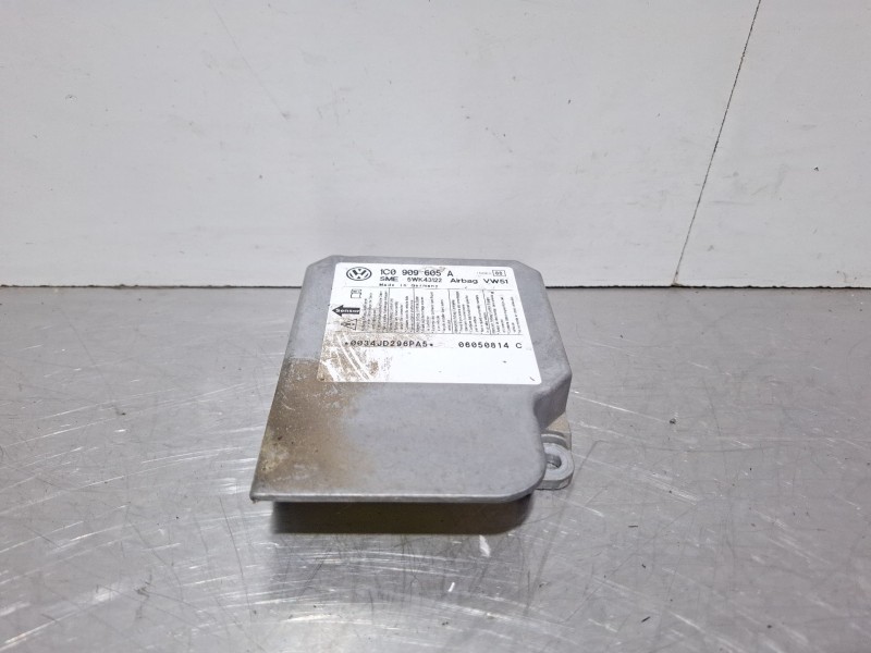 Recambio de centralita airbag para seat leon 1.6 referencia OEM IAM 1C0909605A  