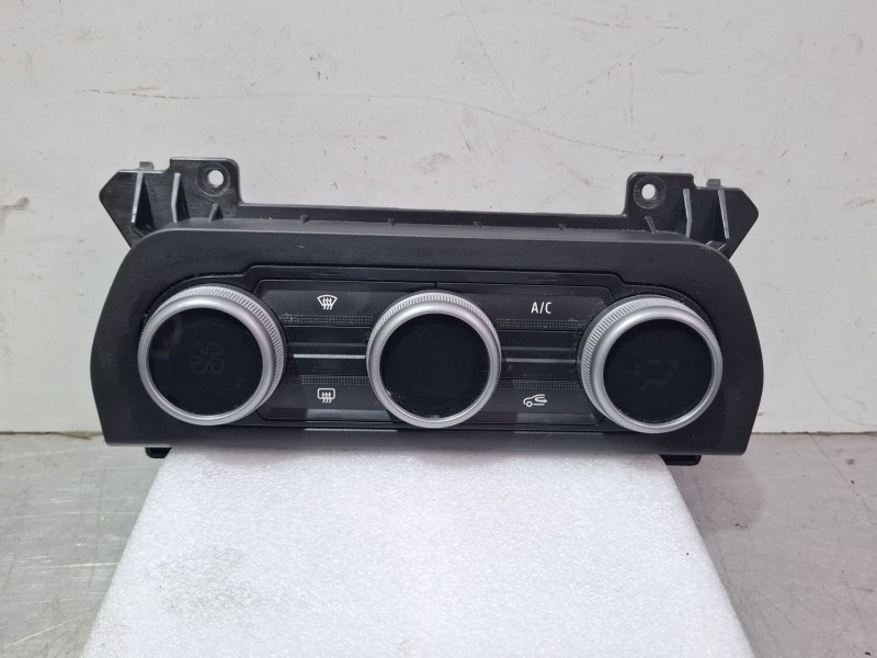 Recambio de mando climatizador para dacia sandero iii 1.0 tce 90 referencia OEM IAM 275006270R  