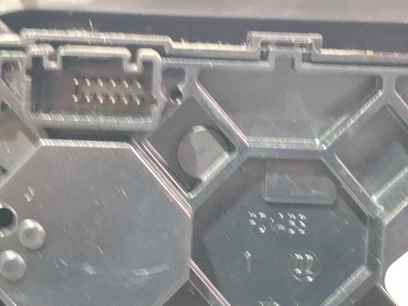 Recambio de mando climatizador para dacia sandero iii 1.0 tce 90 referencia OEM IAM 275006270R  