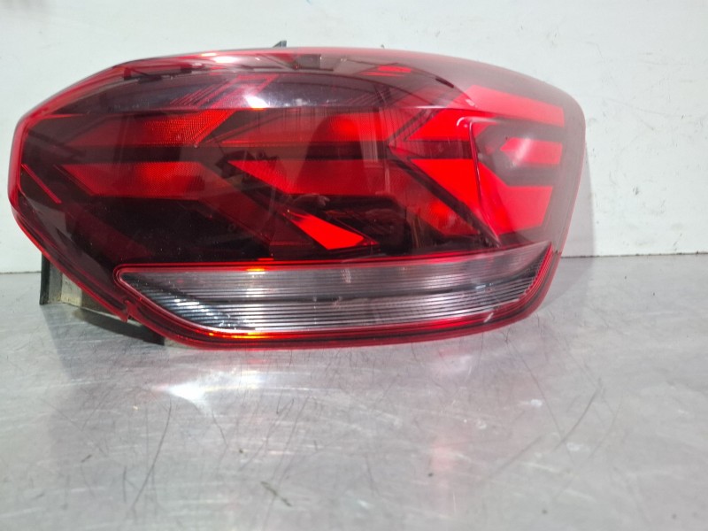 Recambio de piloto trasero derecho para dacia sandero iii 1.0 tce 90 referencia OEM IAM 265503830R  