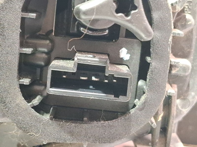 Recambio de piloto trasero derecho para dacia sandero iii 1.0 tce 90 referencia OEM IAM 265503830R  