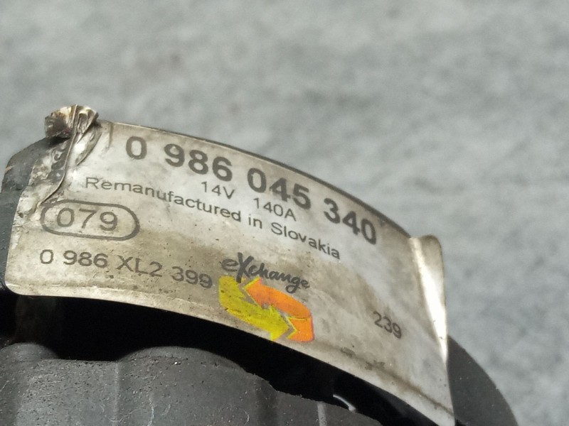 Recambio de alternador 140a/14v para volkswagen golf referencia OEM IAM 0986045340  