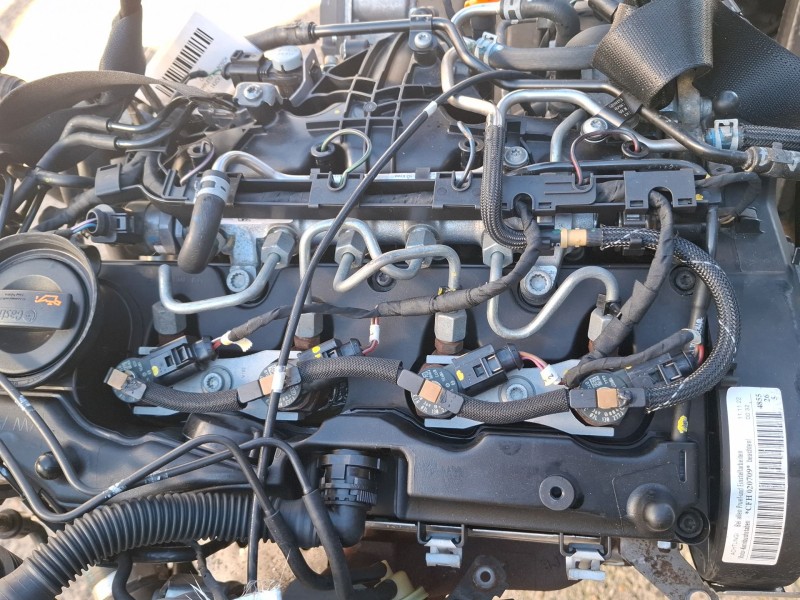 Recambio de motor completo para audi a1 (8x1, 8xk) 2.0 tdi referencia OEM IAM CFH  
