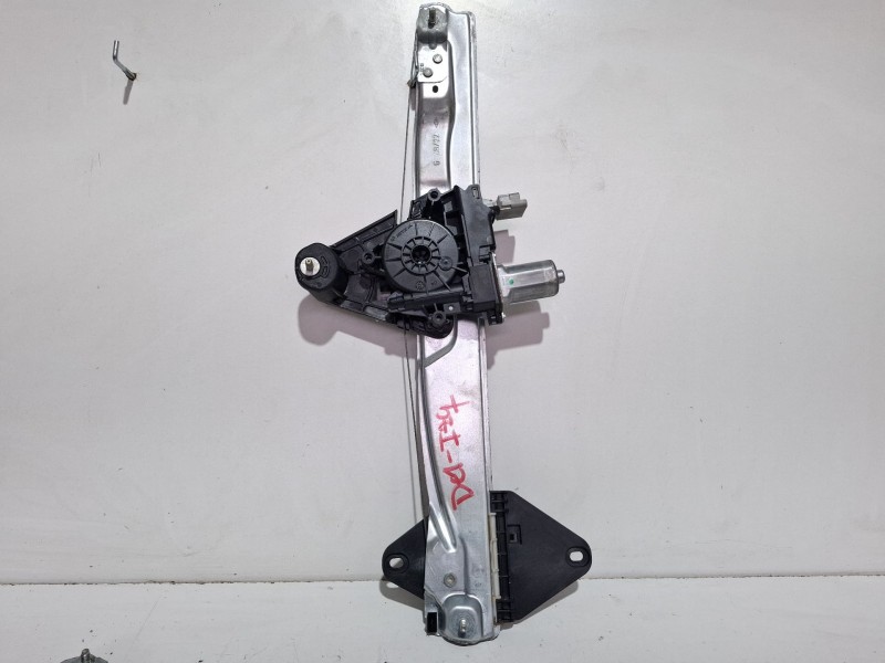 Recambio de elevalunas delantero izquierdo para dacia sandero iii 1.0 tce 90 referencia OEM IAM   