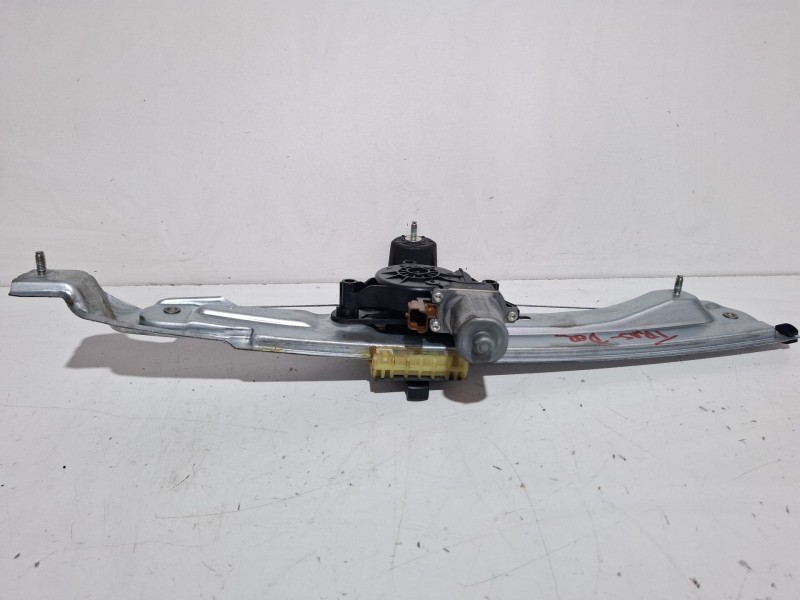 Recambio de elevalunas trasero derecho para dacia sandero iii 1.0 tce 90 referencia OEM IAM   