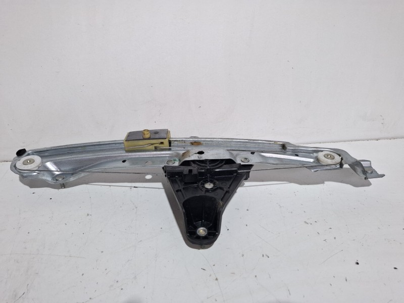 Recambio de elevalunas trasero izquierdo para dacia sandero iii 1.0 tce 90 referencia OEM IAM   