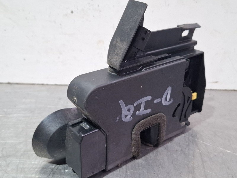 Recambio de cerradura puerta delantera izquierda para dacia sandero iii 1.0 tce 90 referencia OEM IAM   