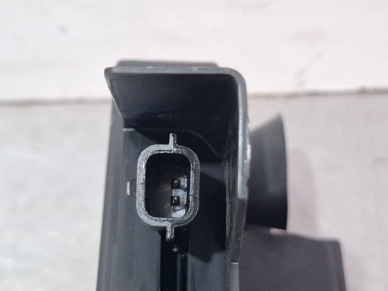 Recambio de cerradura puerta delantera izquierda para dacia sandero iii 1.0 tce 90 referencia OEM IAM   