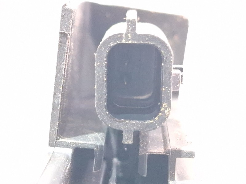 Recambio de cerradura puerta trasera derecha para dacia sandero iii 1.0 tce 90 referencia OEM IAM   