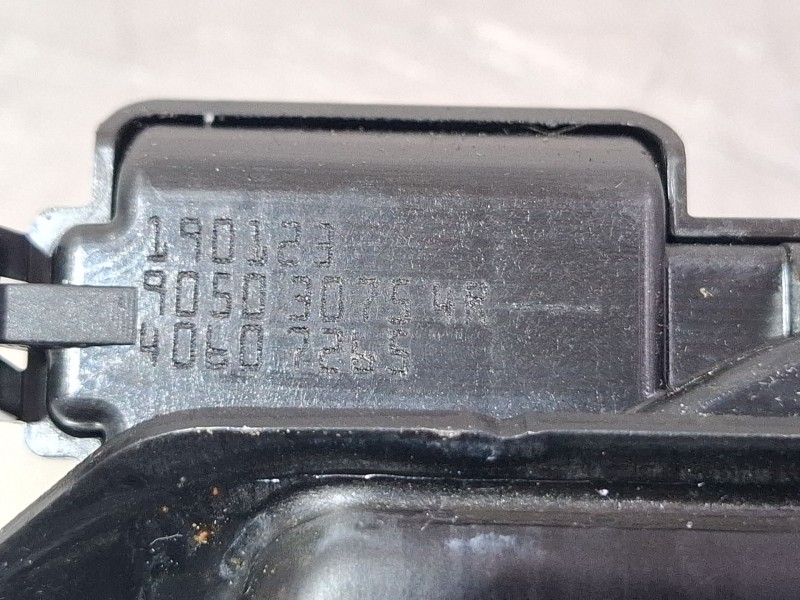 Recambio de cerradura maletero / porton para dacia sandero iii 1.0 tce 90 referencia OEM IAM 905030754r  