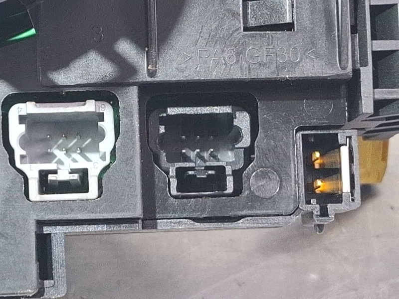 Recambio de com2000 para peugeot 308 sw i (4e_, 4h_) 1.6 hdi referencia OEM IAM 96643945XT  