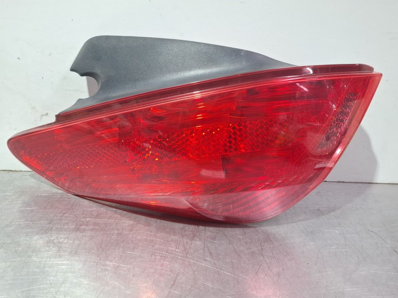 Recambio de piloto trasero izquierdo para peugeot 308 sw i (4e_, 4h_) 1.6 hdi referencia OEM IAM 9680425780  