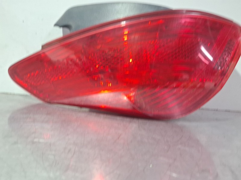 Recambio de piloto trasero izquierdo para peugeot 308 sw i (4e_, 4h_) 1.6 hdi referencia OEM IAM 9680425780  