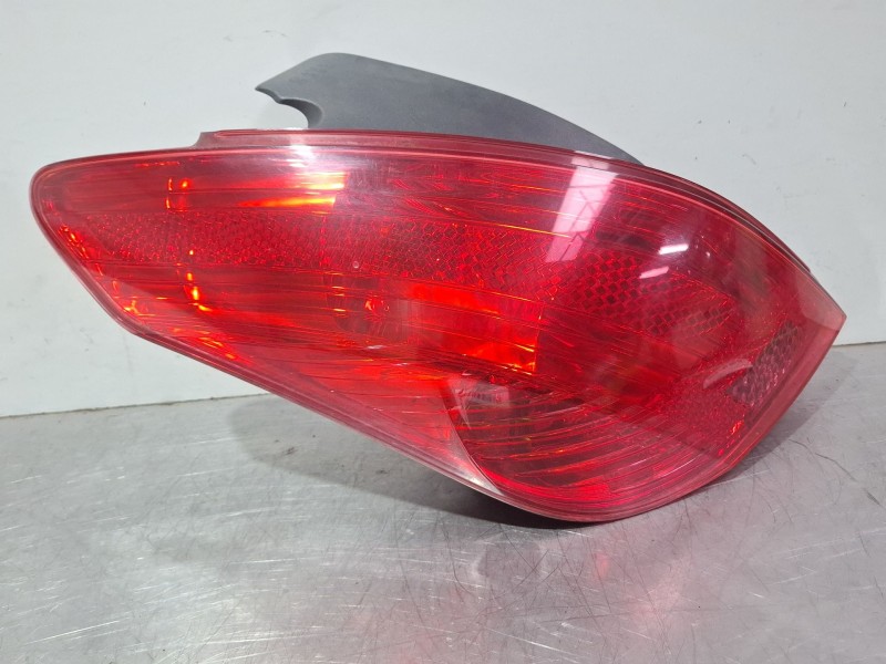 Recambio de piloto trasero izquierdo para peugeot 308 sw i (4e_, 4h_) 1.6 hdi referencia OEM IAM 9680425780  