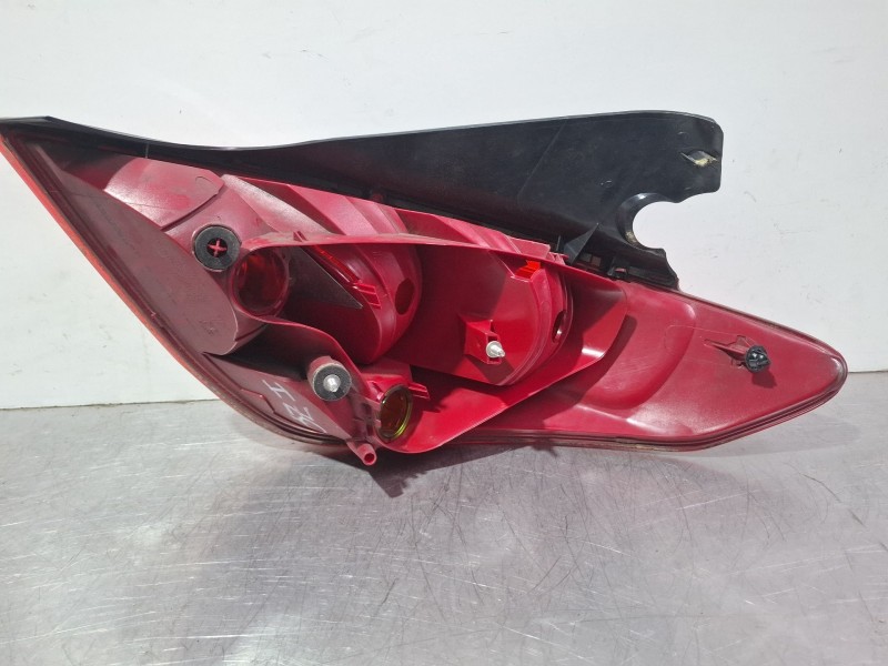 Recambio de piloto trasero izquierdo para peugeot 308 sw i (4e_, 4h_) 1.6 hdi referencia OEM IAM 9680425780  