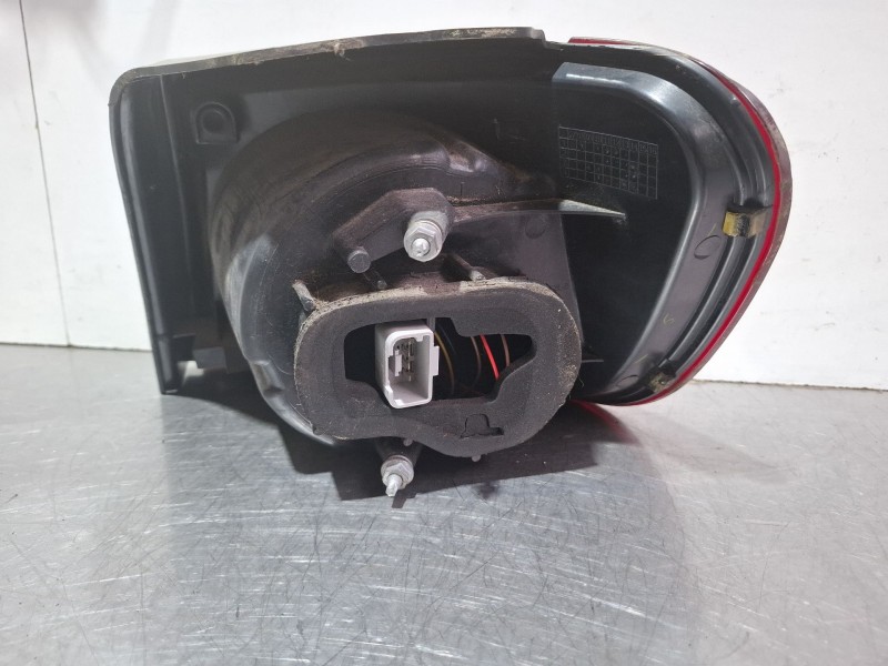 Recambio de piloto trasero izquierdo para volkswagen golf referencia OEM IAM 084411972lb  