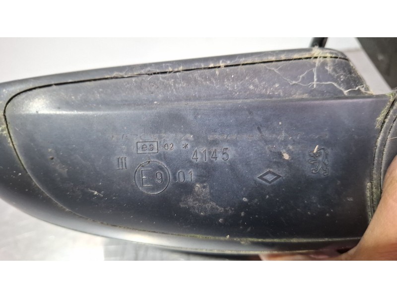 Recambio de espejo retrovisor izquierdo electrico para peugeot 307 referencia OEM IAM E9024145  