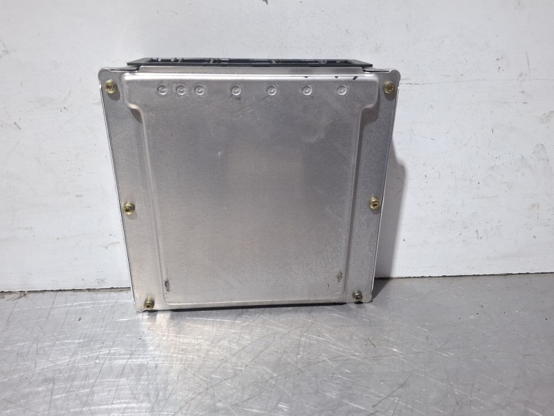 Recambio de centralita motor para daimler chrysler a 170 cdi referencia OEM IAM A0275459632 / 0281010039  