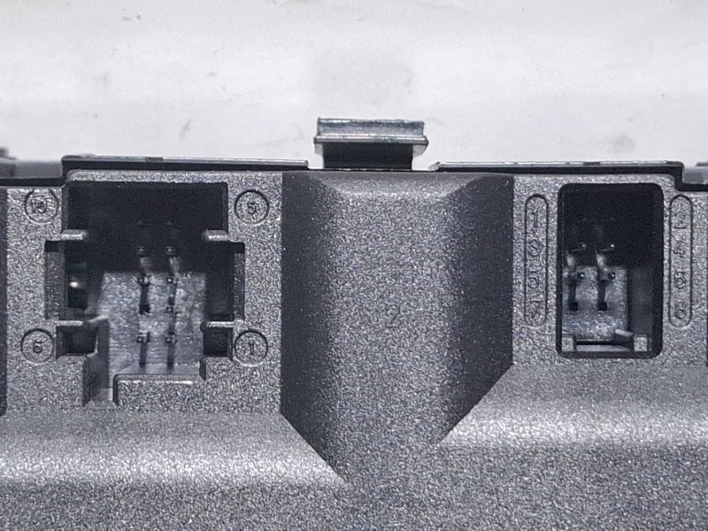 Recambio de mando multifuncion para daimler chrysler a 170 cdi referencia OEM IAM 1688205310 / 33011401  