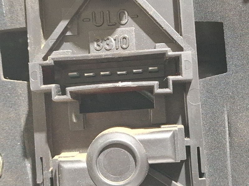 Recambio de piloto trasero derecho para daimler chrysler a 170 cdi referencia OEM IAM 1688201064R  