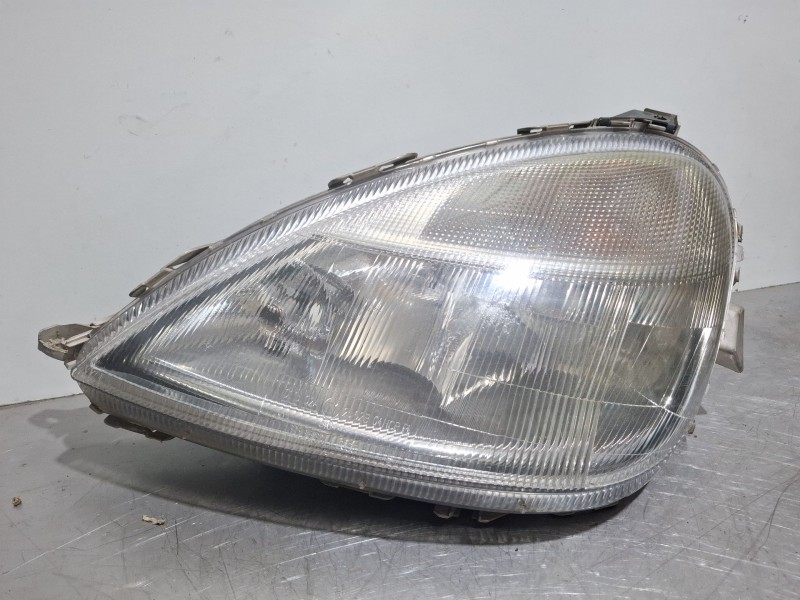 Recambio de faro delantero izquierdo para daimler chrysler a 170 cdi referencia OEM IAM A1688200961 / 1305235514  