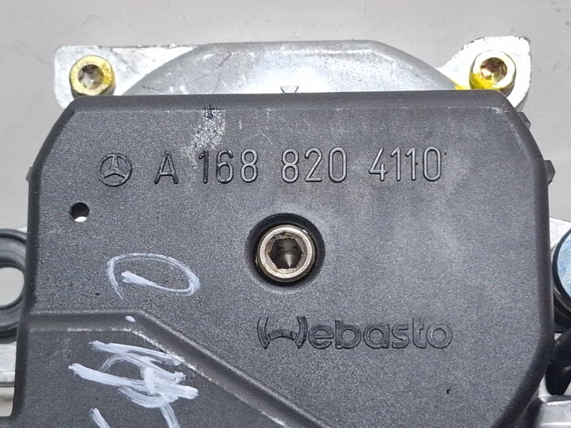 Recambio de motor techo electrico para daimler chrysler a 170 cdi referencia OEM IAM A1688200642 / A1688204110 / 0390200003  