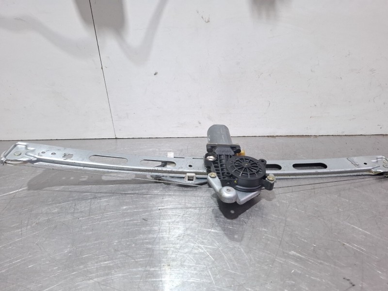 Recambio de elevalunas delantero derecho para daimler chrysler a 170 cdi referencia OEM IAM 191744-XXX  