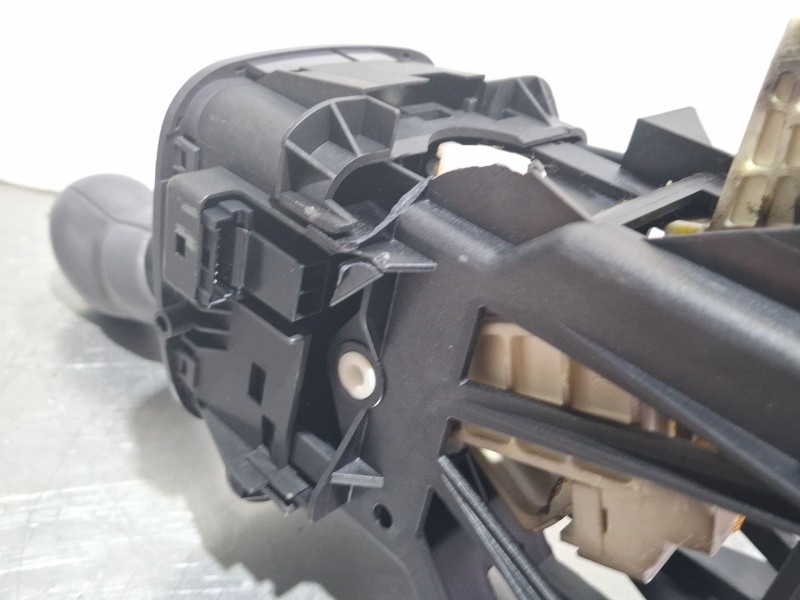 Recambio de palanca cambio para daimler chrysler a 170 cdi referencia OEM IAM A16854000447D88 / 04500002  