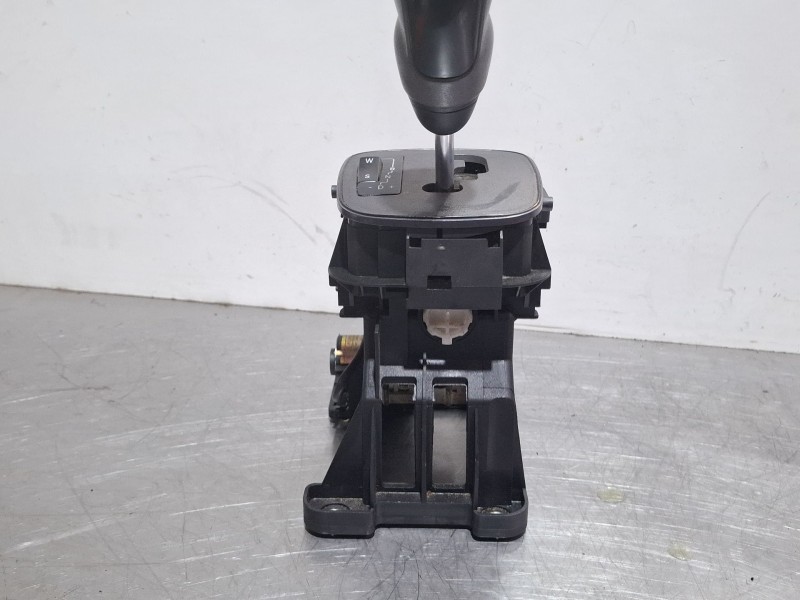 Recambio de palanca cambio para daimler chrysler a 170 cdi referencia OEM IAM A16854000447D88 / 04500002  