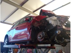 toyota auris del año 2012