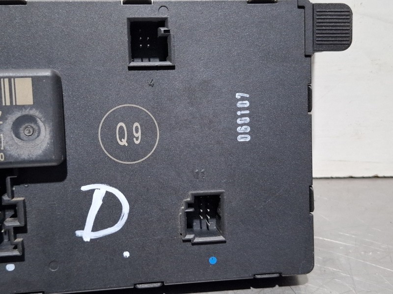 Recambio de centralita cierre para mercedes-benz c200 kompressor referencia OEM IAM 2038201285  