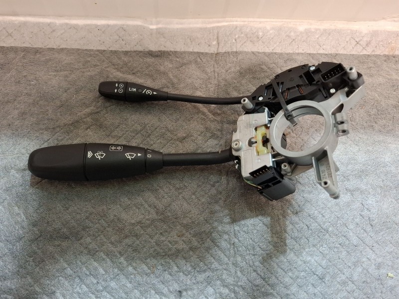 Recambio de mando multifuncion para mercedes-benz c200 kompressor referencia OEM IAM A2035450310 / 282606  