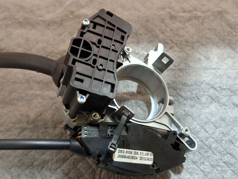 Recambio de mando multifuncion para mercedes-benz c200 kompressor referencia OEM IAM A2035450310 / 282606  