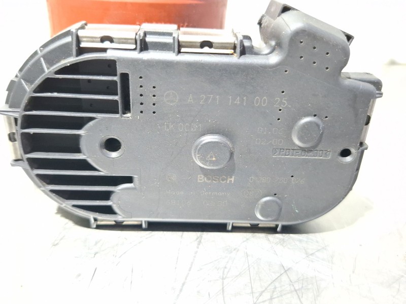 Recambio de caja mariposa para mercedes-benz c200 kompressor referencia OEM IAM A2711410025 / 0280750076  