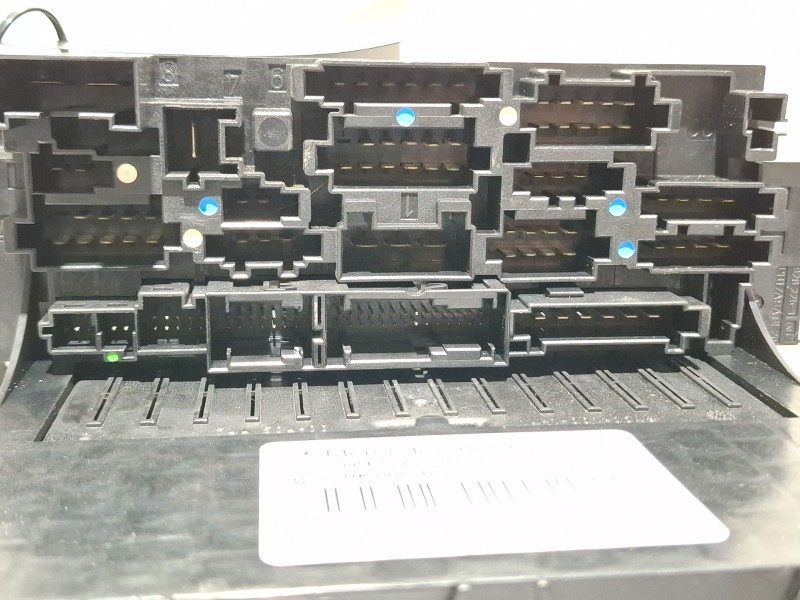 Recambio de caja reles / fusibles para mercedes-benz c200 kompressor referencia OEM IAM 2095452001 / 5DK00848513  