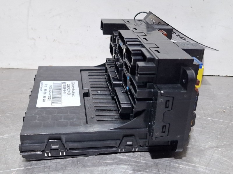 Recambio de caja reles / fusibles para mercedes-benz c200 kompressor referencia OEM IAM 2095452001 / 5DK00848513  