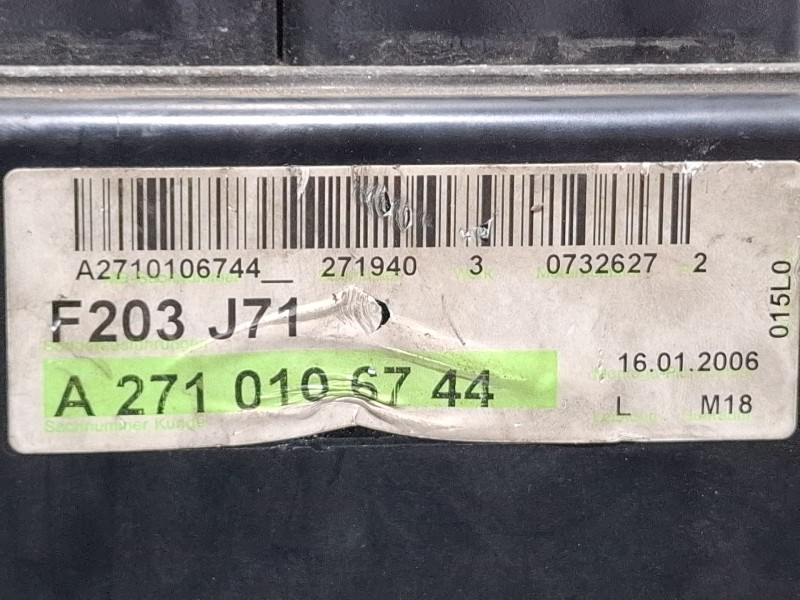Recambio de centralita motor para mercedes-benz c200 kompressor referencia OEM IAM A2710106744 / A2711532391  