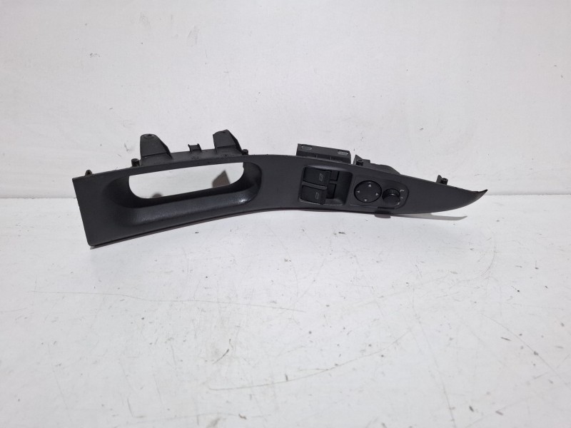 Recambio de mando elevalunas delantero izquierdo para audi a3 (8l1) 1.9 tdi referencia OEM IAM 8L3867171  