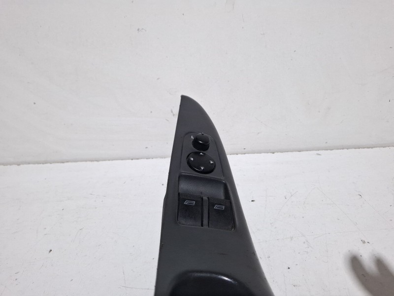 Recambio de mando elevalunas delantero izquierdo para audi a3 (8l1) 1.9 tdi referencia OEM IAM 8L3867171  