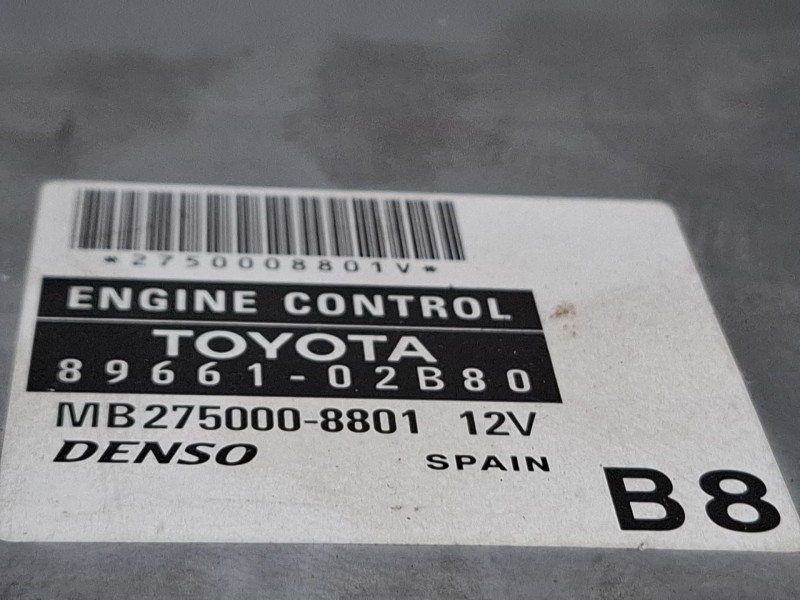 Recambio de centralita motor para toyota corolla (_e12_) 1.6 vvt-i (zze121_) referencia OEM IAM 8966102B80  