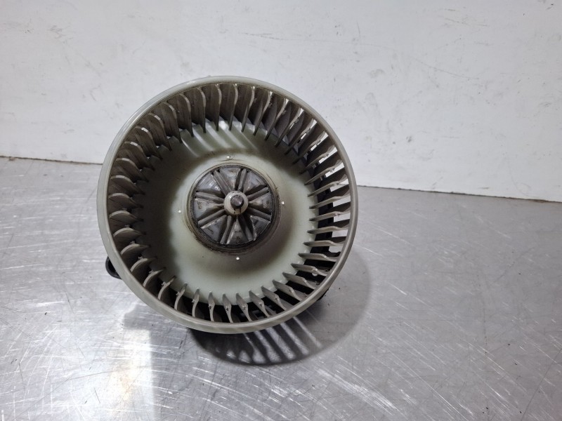 Recambio de motor calefaccion para toyota corolla (_e12_) 1.6 vvt-i (zze121_) referencia OEM IAM 0130101601  