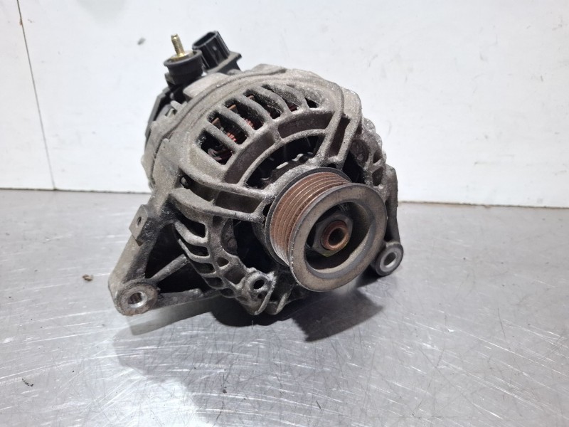Recambio de alternador para toyota corolla (_e12_) 1.6 vvt-i (zze121_) referencia OEM IAM 0124325079 / 270600D140A  