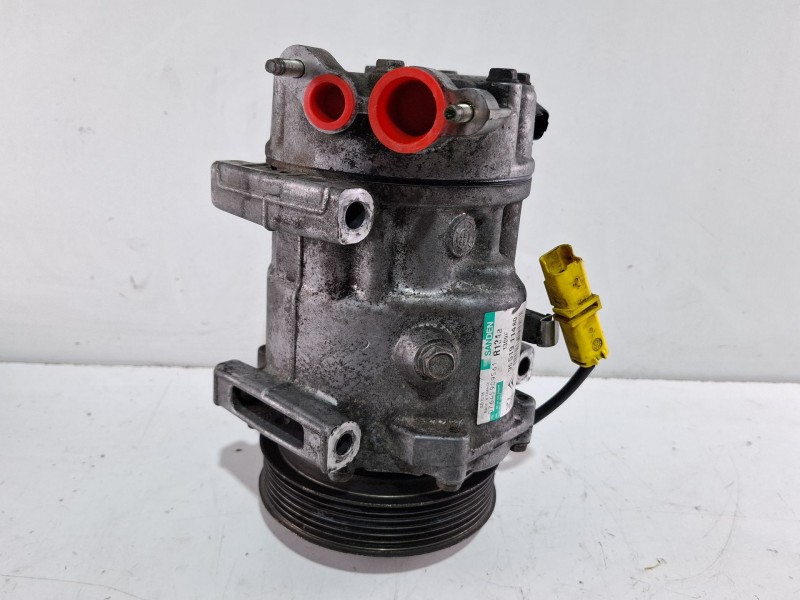 Recambio de compresor aire acondicionado para peugeot 308 referencia OEM IAM 9651911480  