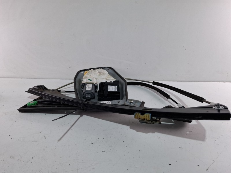 Recambio de elevalunas delantero derecho para volkswagen golf plus v (5m1, 521) 1.9 tdi referencia OEM IAM 5M1837402G / 1K095979