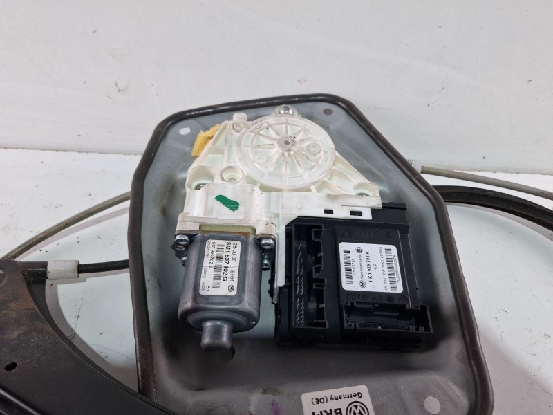 Recambio de elevalunas delantero derecho para volkswagen golf plus v (5m1, 521) 1.9 tdi referencia OEM IAM 5M1837402G / 1K095979