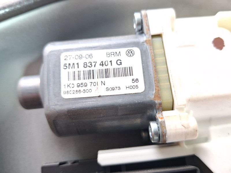 Recambio de elevalunas delantero izquierdo para volkswagen golf plus v (5m1, 521) 1.9 tdi referencia OEM IAM 5M1837401G / 1K0959