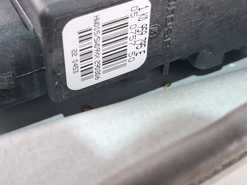 Recambio de elevalunas trasero izquierdo para volkswagen golf plus v (5m1, 521) 1.9 tdi referencia OEM IAM 5M0839401C  