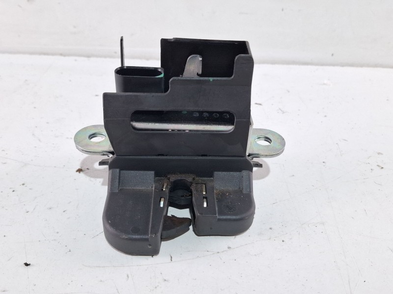Recambio de cerradura maletero / porton para volkswagen golf plus v (5m1, 521) 1.9 tdi referencia OEM IAM 3C9827645A  