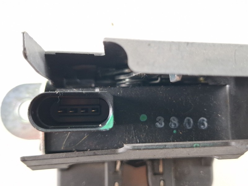 Recambio de cerradura maletero / porton para volkswagen golf plus v (5m1, 521) 1.9 tdi referencia OEM IAM 3C9827645A  